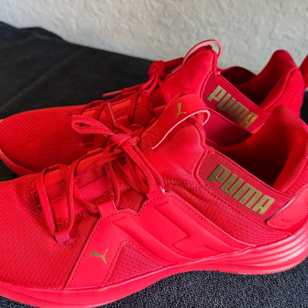 Puma Bold Red Sports Shoes - Picture 3 of 6